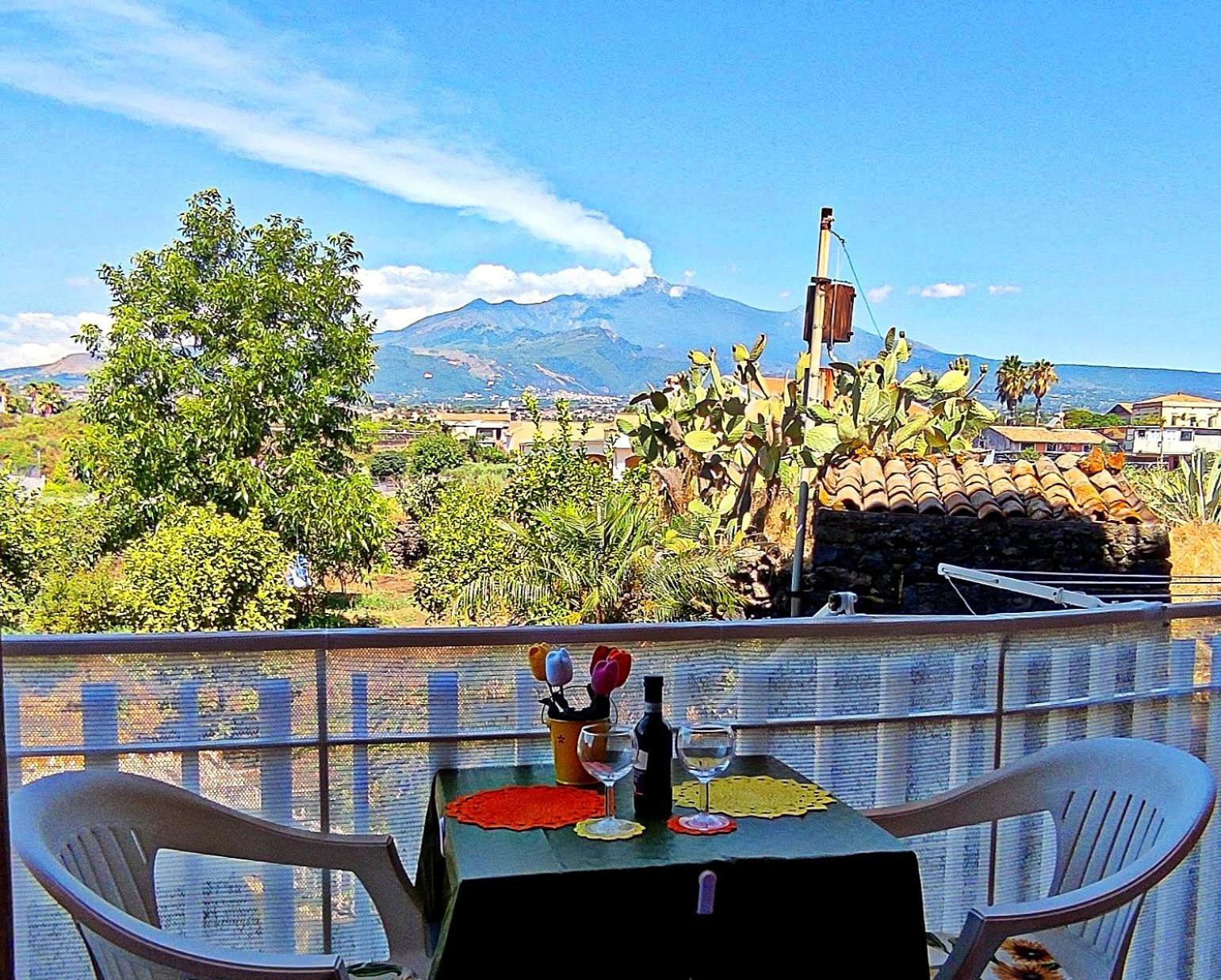 Casa Del Sole Con Vista Sull'Etna A 200 Mt Dal Mare Villa Acireale Eksteriør billede