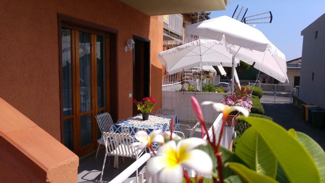 Casa Del Sole Con Vista Sull'Etna A 200 Mt Dal Mare Villa Acireale Eksteriør billede